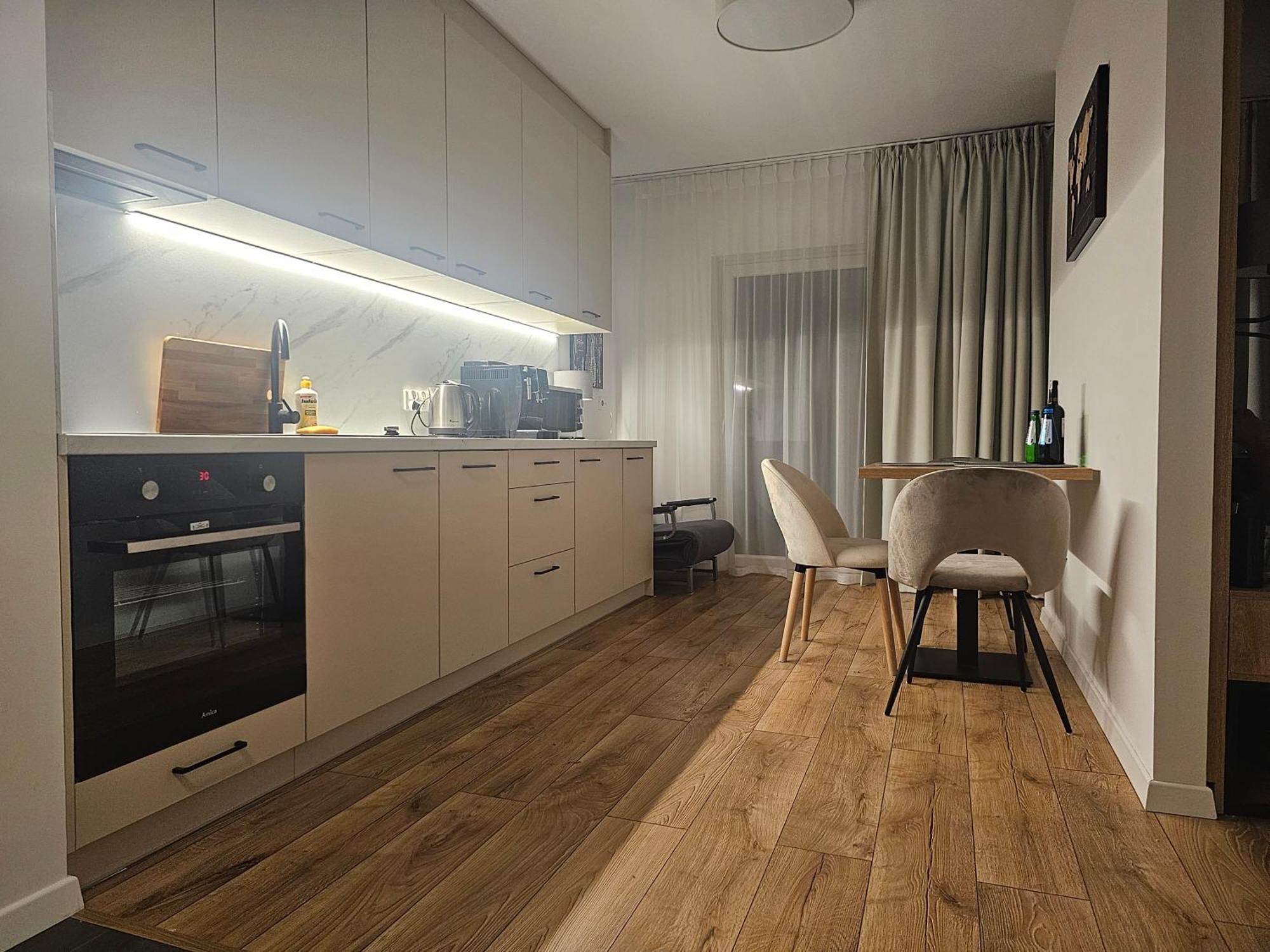 City Sense New Apartments - Main Station And City Center Breslau Exterior foto