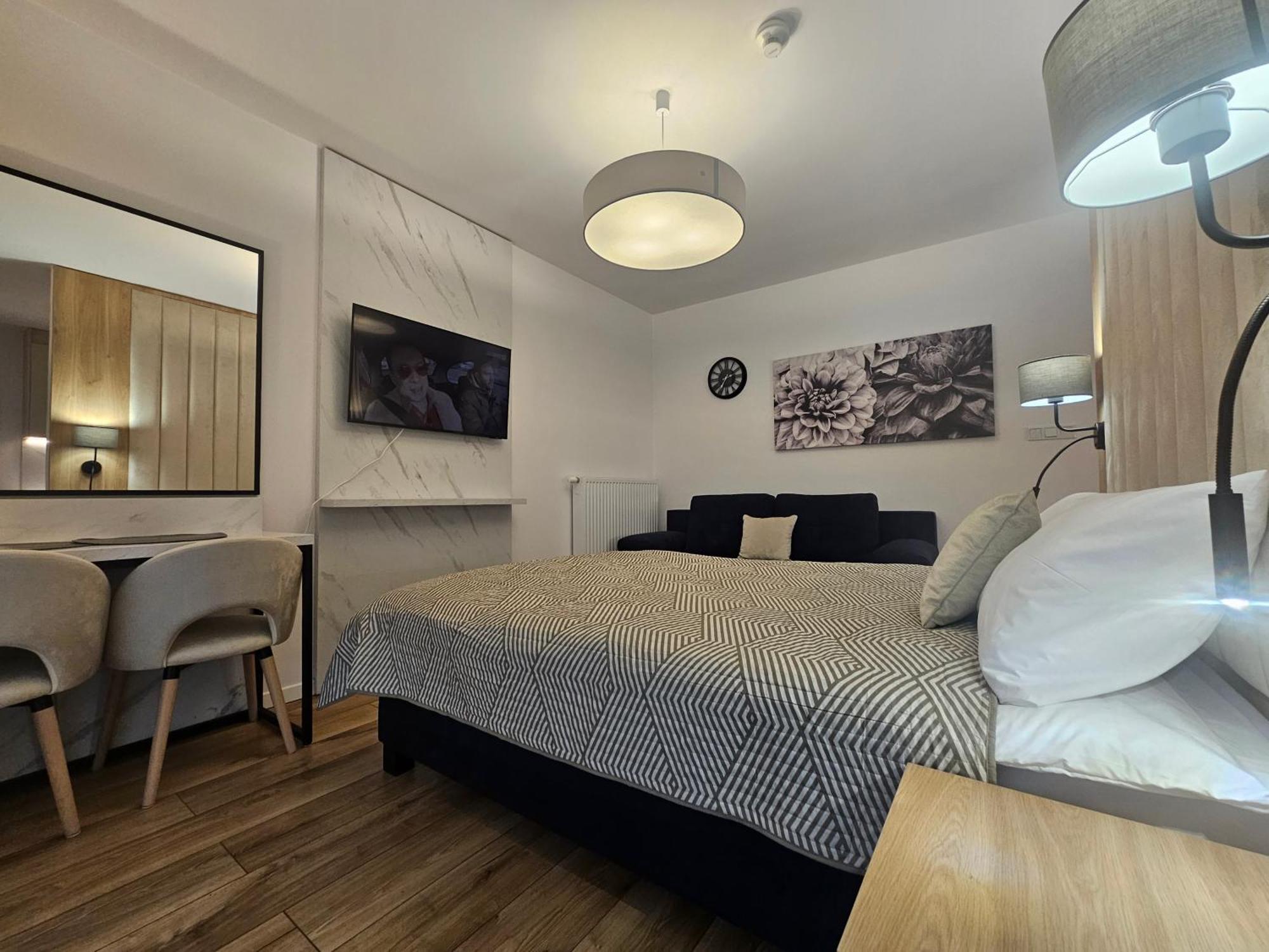 City Sense New Apartments - Main Station And City Center Breslau Exterior foto