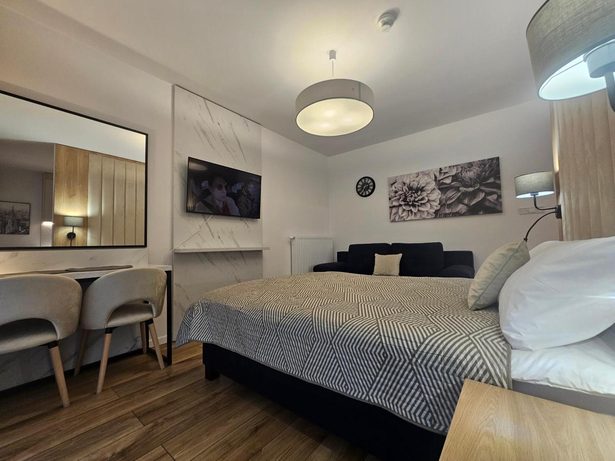 City Sense New Apartments - Main Station And City Center Breslau Exterior foto